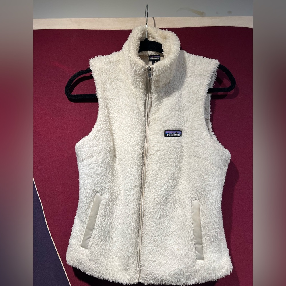 Fleece cream color Patagonia vest